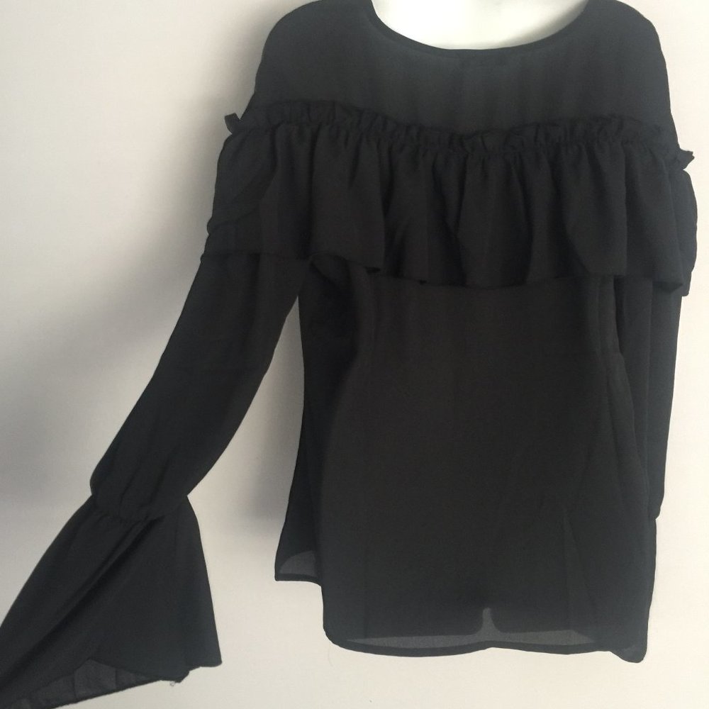 VENUS Ruffle Top - Picture 5 of 6